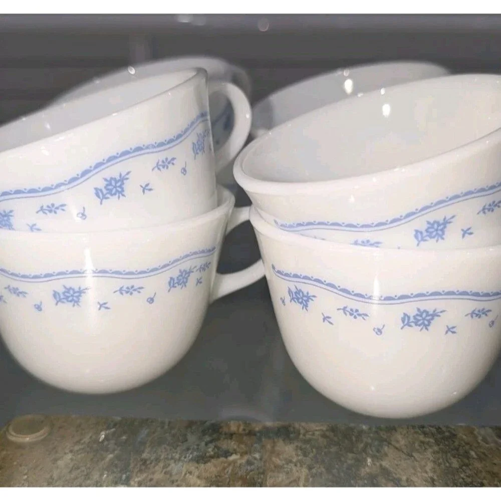 Vintage Corelle MORNING BLUE 47 pc Dinnerware set all Size plate bowl mug saucer